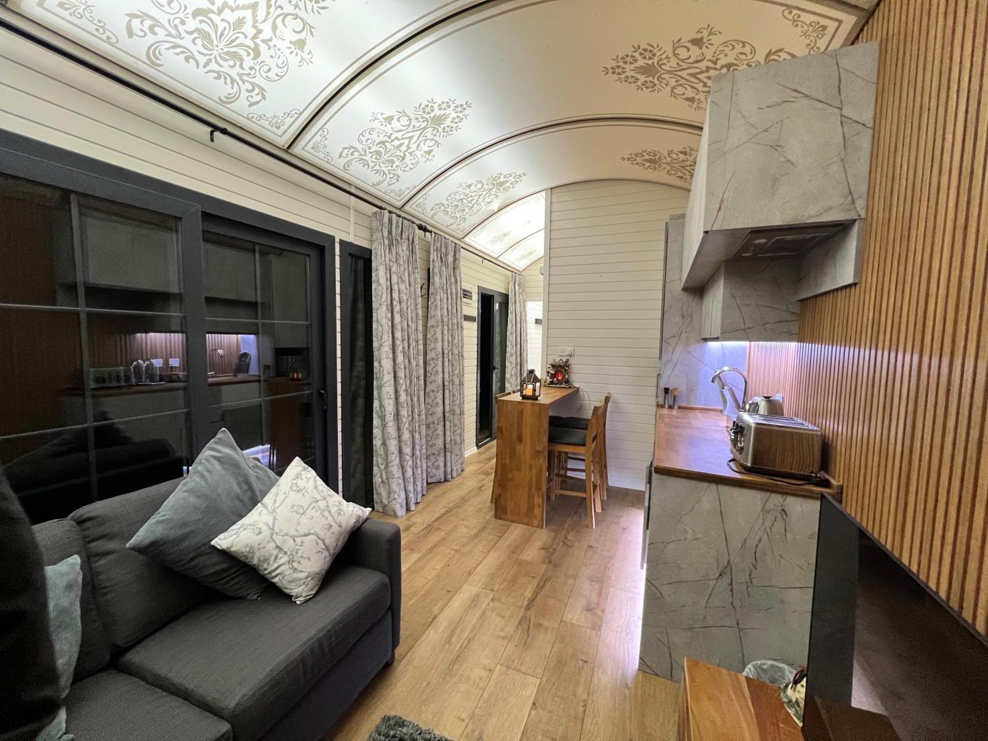 Burtree Country House, Tipi'S, Treehouse & Lodge & House Rooms With Hot Tubs In A Private Garden Thirsk Zewnętrze zdjęcie