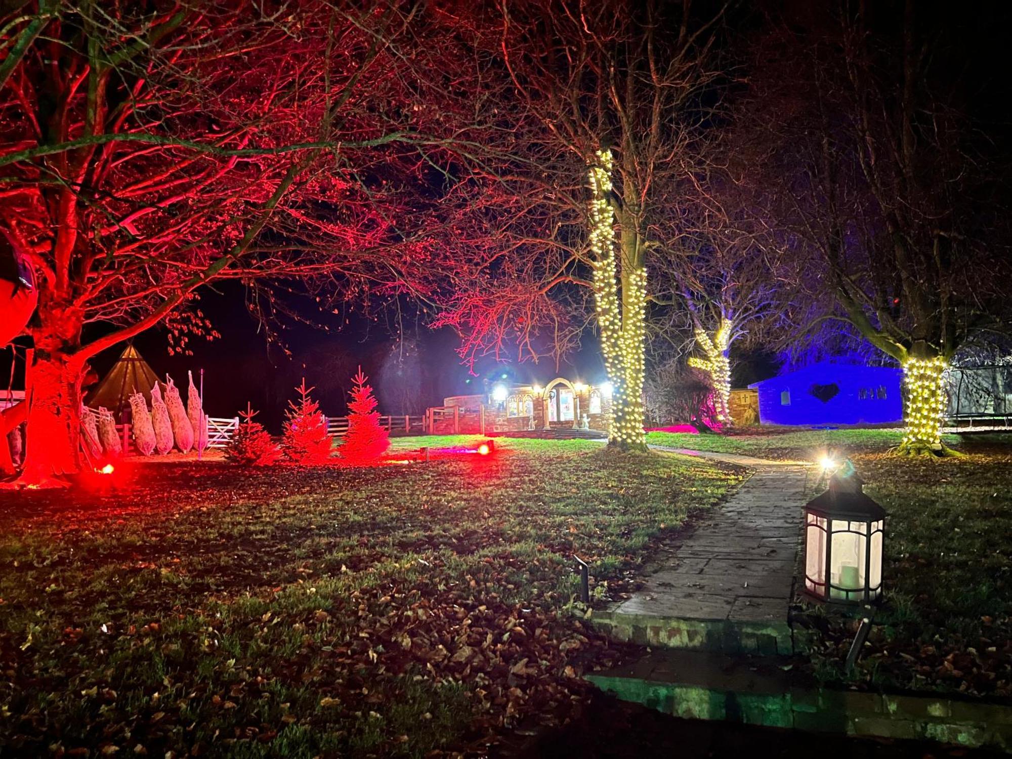 Burtree Country House, Tipi'S, Treehouse & Lodge & House Rooms With Hot Tubs In A Private Garden Thirsk Zewnętrze zdjęcie